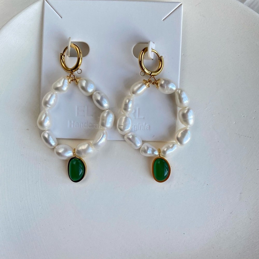 Freshwater baroque pearl hoop earrings with agates